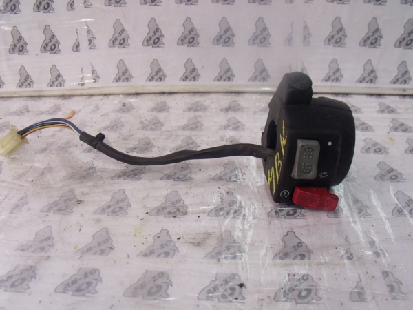 MBK BOOSTER korm�ny kapcsol� jobb