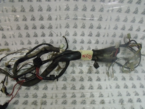Yamaha Neos bontott  vezet�kk�teg